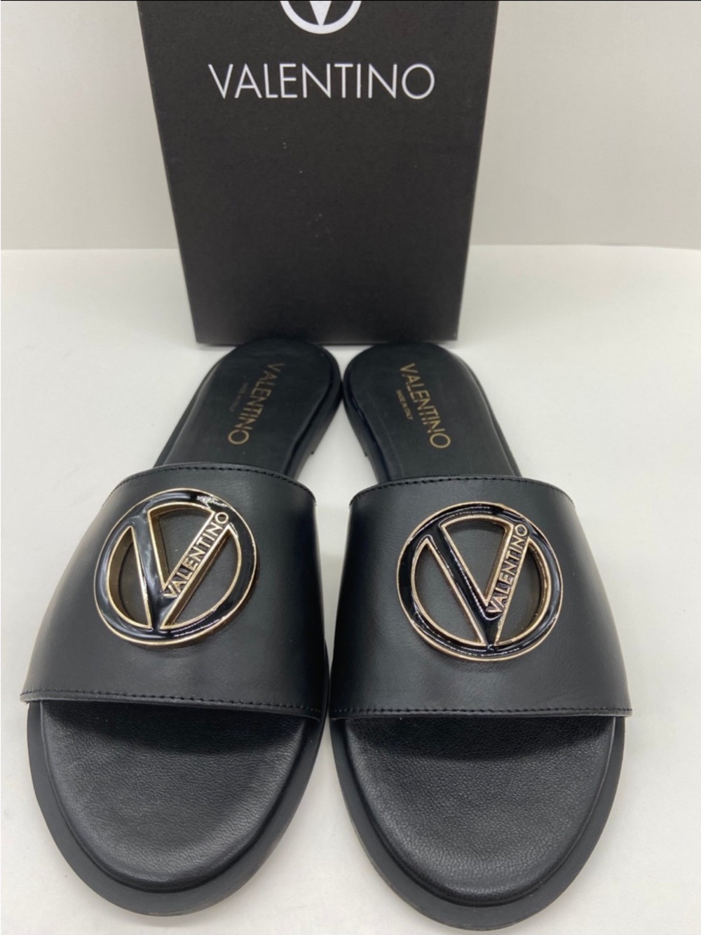 Valentino by Mario black sandal